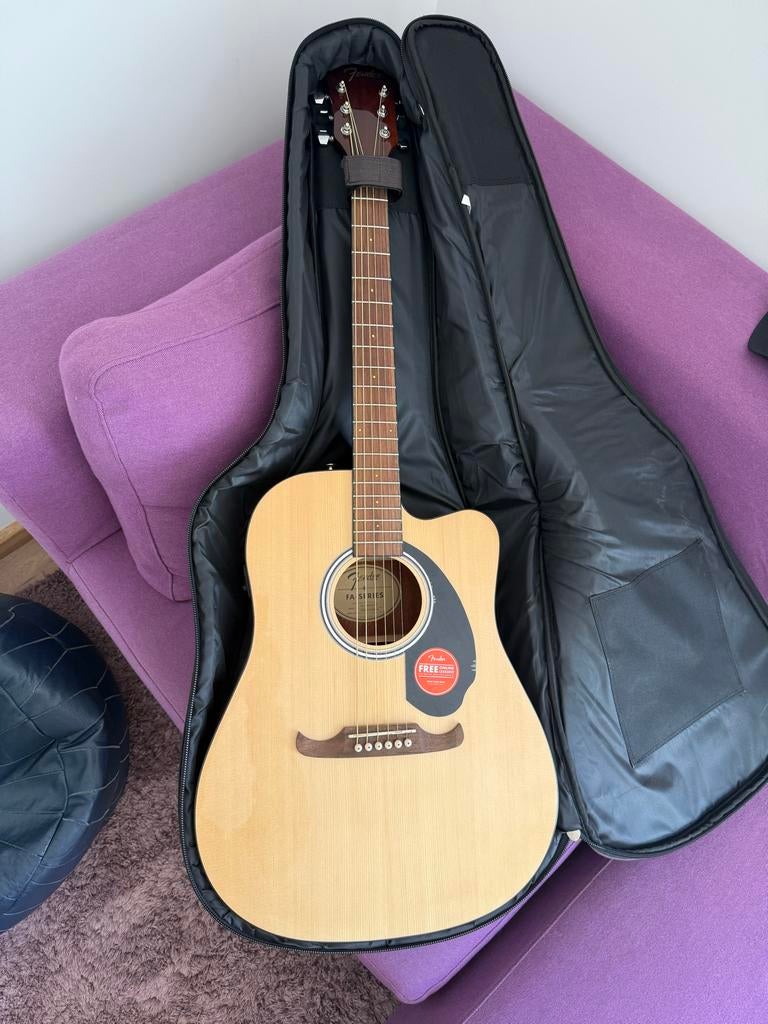 Fender FA-125CE Elektrisch-akoestische Gitaar, Ophalen, Zo goed als nieuw, Western- of Steelstringgitaar, Met (piezo-)element