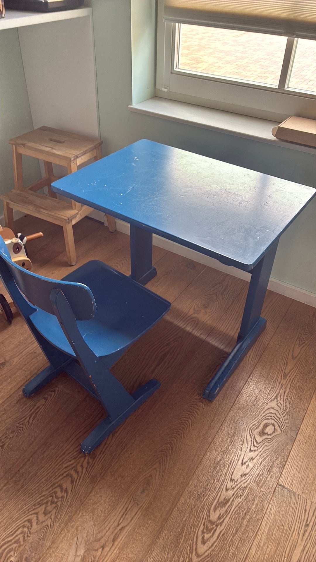 Vintage kinderbureau, Kinderen en Baby's, Ophalen, Gebruikt, Tafel(s) en Stoel(en)