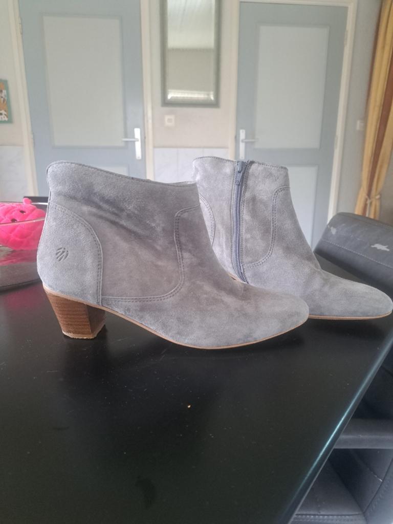 Jj footwear laarsjes maat 40 H grijs, Kleding | Dames, Schoenen, Lage of Enkellaarzen, Ophalen of Verzenden, Grijs, Gedragen