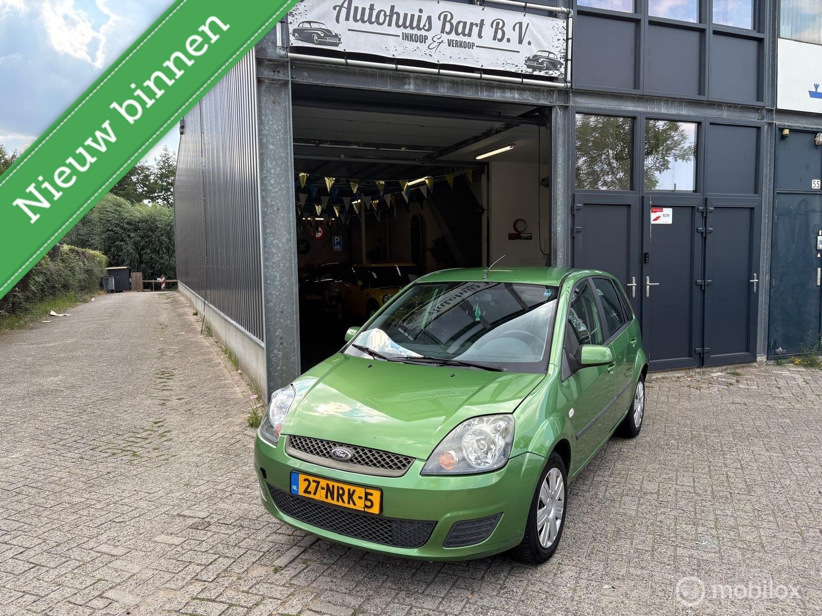 Ford Fiesta 1.4-16V Futura XL Airco! 82.513 km! Nieuwe APK!, Voorwielaandrijving, Stof, Zwart, 4 cilinders