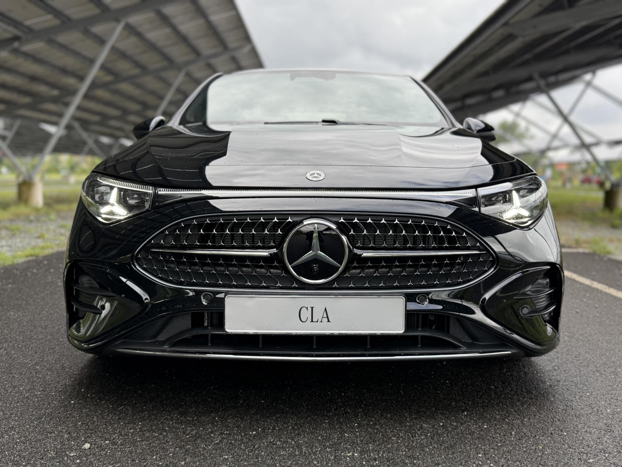 Mercedes-Benz CLA-klasse 180 Business Solution AMG | Panoram, CLA, 136 pk, 4 cilinders, Zwart