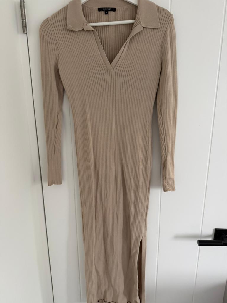 Nikkie jurk maat 34, Ophalen of Verzenden, Zo goed als nieuw, Maat 34 (XS) of kleiner, Beige