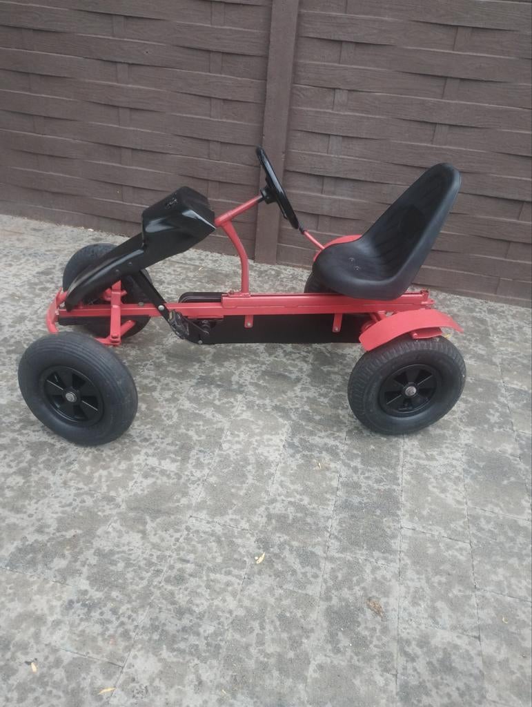 Mooie rode mammoet skelter zie foto's, Kinderen en Baby's, Speelgoed | Buiten | Skelters, Ophalen, Gebruikt, Mammoet, Vrijloopautomaat