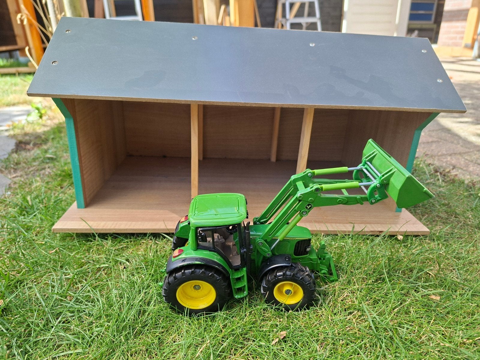 Speelgoed boerderij schuur met tractor, Ophalen, Zo goed als nieuw, Jongen of Meisje