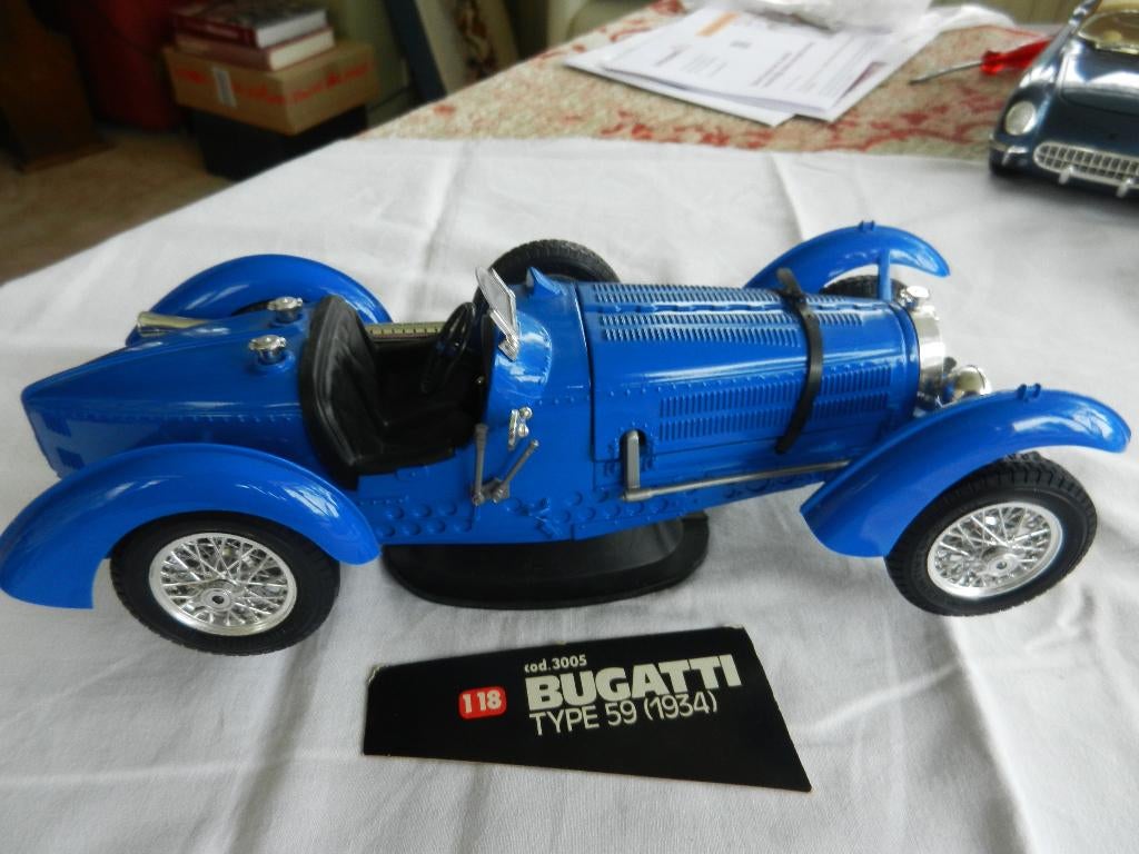 BURAGO modelauto, Ophalen, Zo goed als nieuw