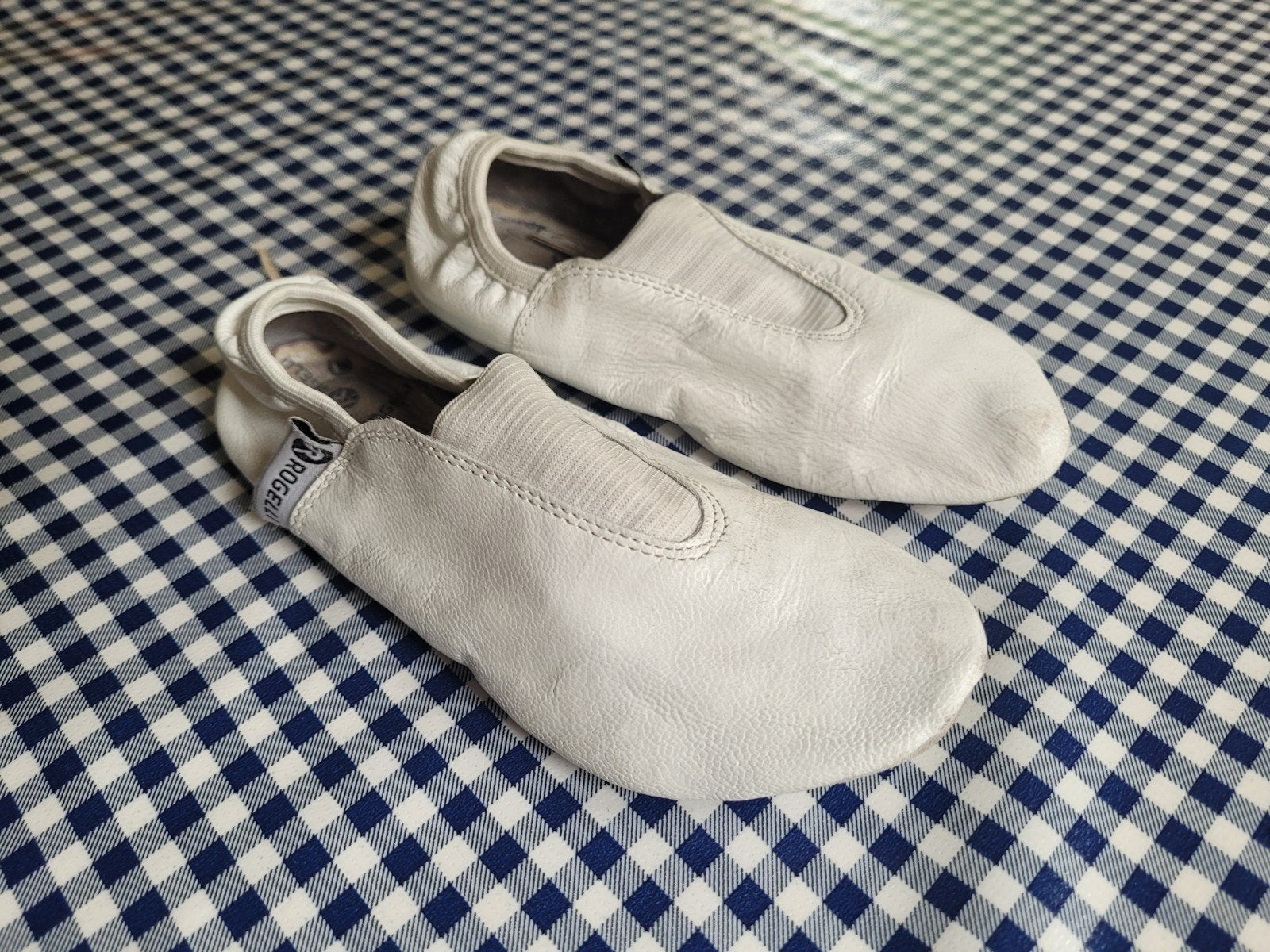Witte Rogelli  (leer) turn/dansschoenen maat 31., Ophalen of Verzenden, Gebruikt, Jongen of Meisje, Schoenen