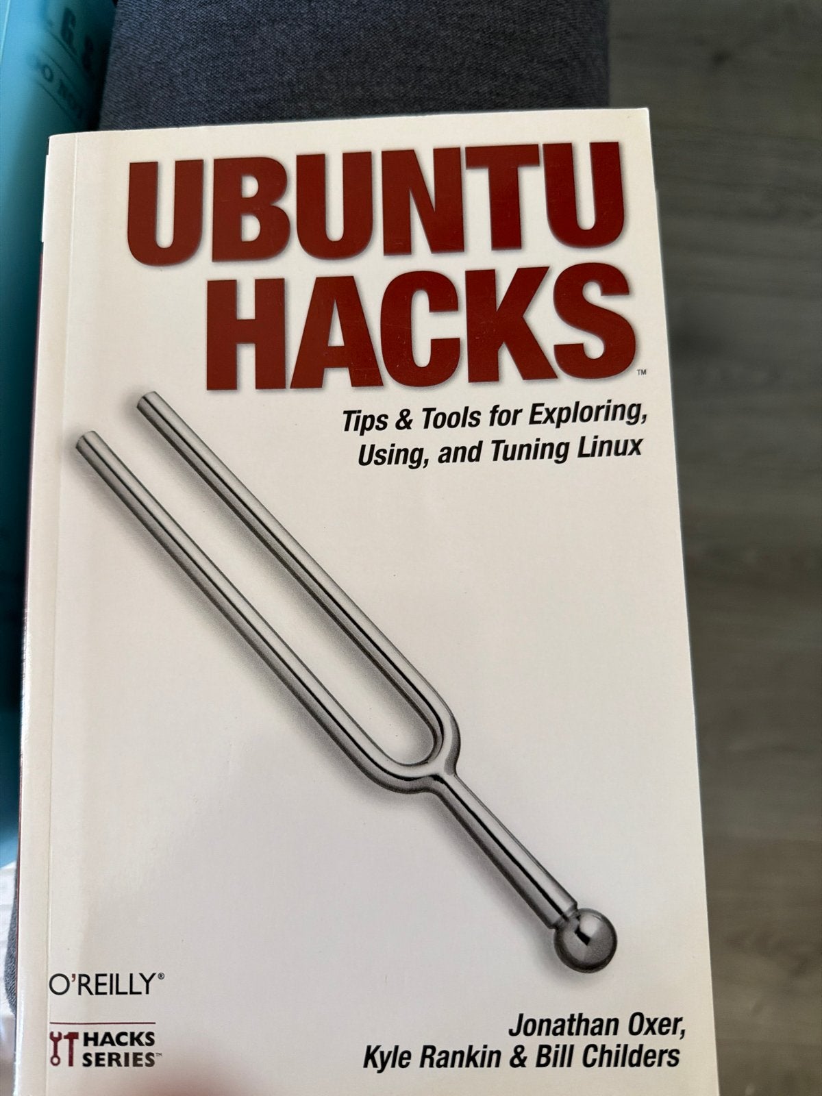 Ubuntu Hacks: Tips & Tools voor Linux, Ophalen of Verzenden, Zo goed als nieuw, Besturingssystemen