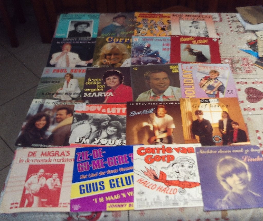 40 Nederlandstalige Vinyl Singles - jaren 60-70-80, Ophalen of Verzenden, Zo goed als nieuw, Nederlandstalig