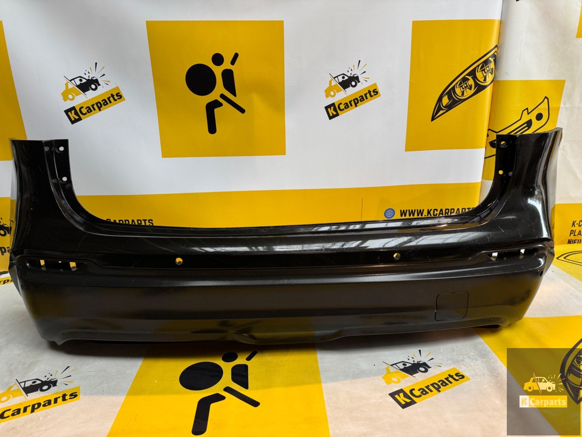 Nissan Qashqai Achterbumper 2017-2021 85022HV00H l, Takashima 1-chome 1-1
220-8686  Yokohama, Ophalen of Verzenden, Achter, Bumper