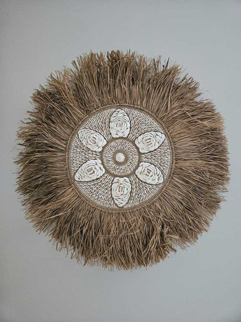 Raffia bunga schelp wanddecoratie uit Bali, Huis en Inrichting, Woonaccessoires | Wanddecoraties, Boho, Ophalen of Verzenden, Wandcirkel
