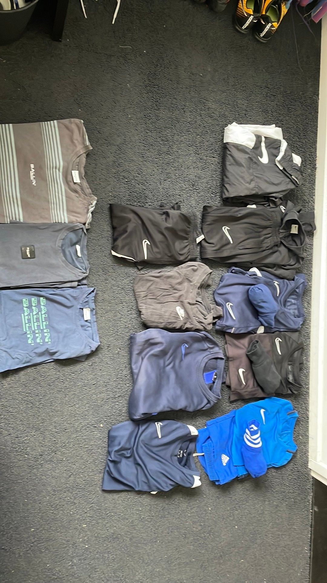 Nike en Adidas sportkleding pakket (diverse maten), Kleding | Heren, Ophalen, Meerkleurig, Overige maten, Voetbal