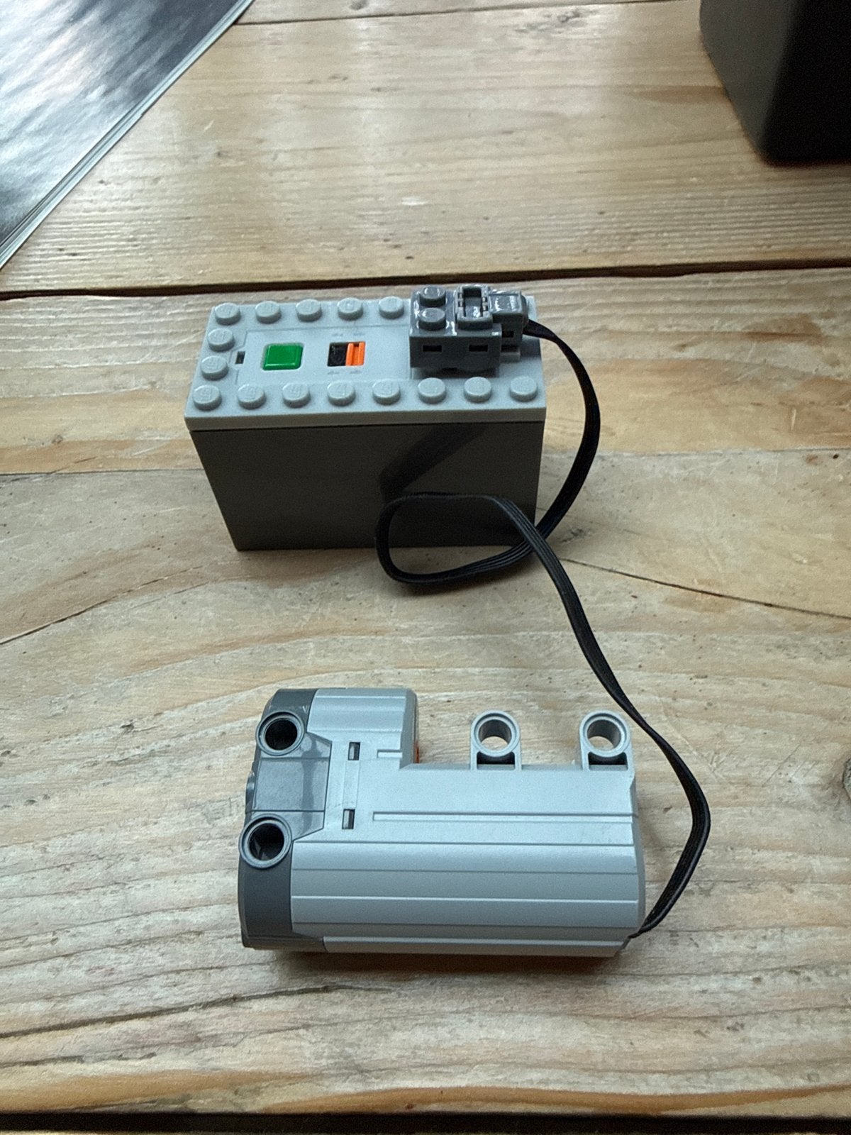 Lego Power Functions Batterijbox en Motor, Ophalen of Verzenden, Gebruikt, Overige merken