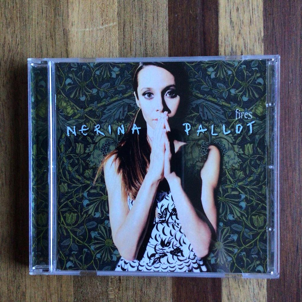 Nelina Parrot - Fires, Ophalen of Verzenden, Zo goed als nieuw