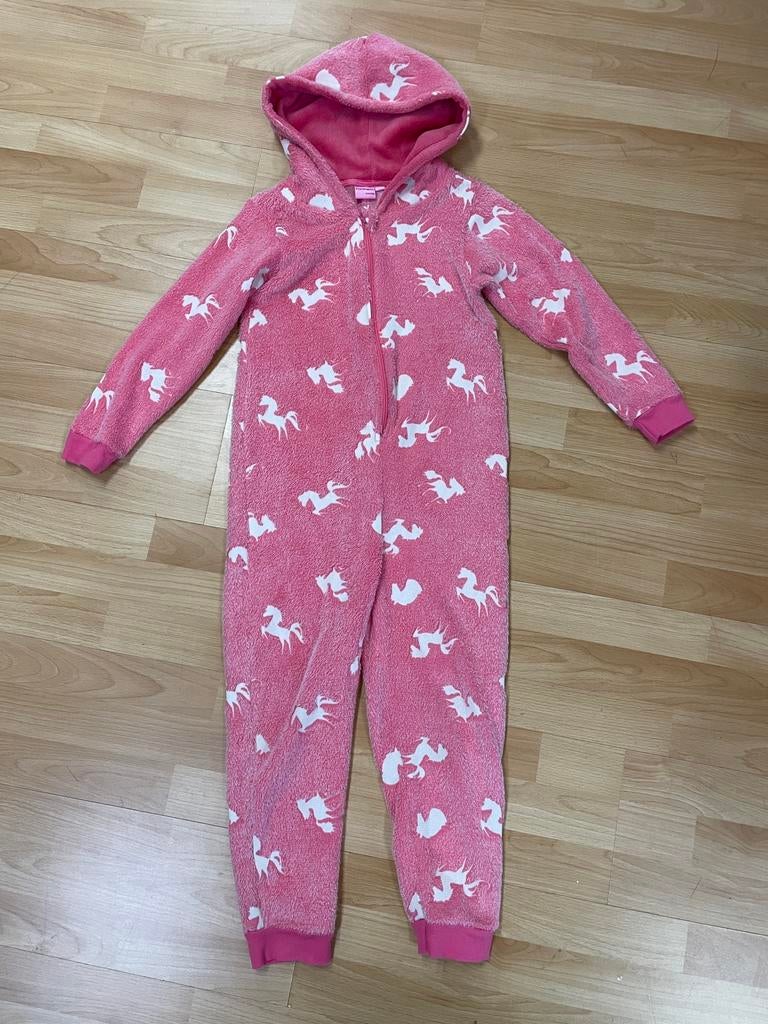 Roze Glow in the Dark onesie - maat 128/134, Kinderen en Baby's, Kinderkleding | Maat 128, Ophalen of Verzenden, Zo goed als nieuw