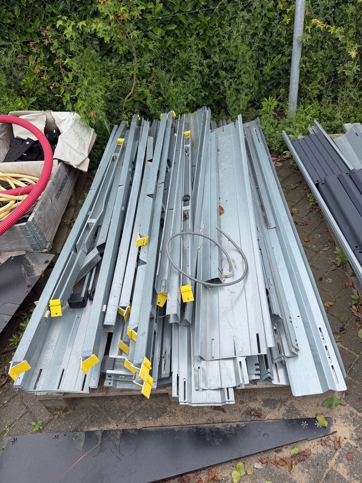 Grote partij zonnepaneel montagemateriaal en accessoires, Ophalen of Verzenden, Gebruikt, Overige typen