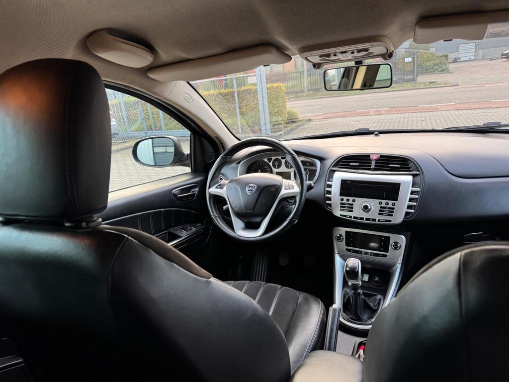 Lancia Delta 1.9-16V Twin-Turbo Oro, Voorwielaandrijving, Gebruikt, Bedrijf, 1405 kg