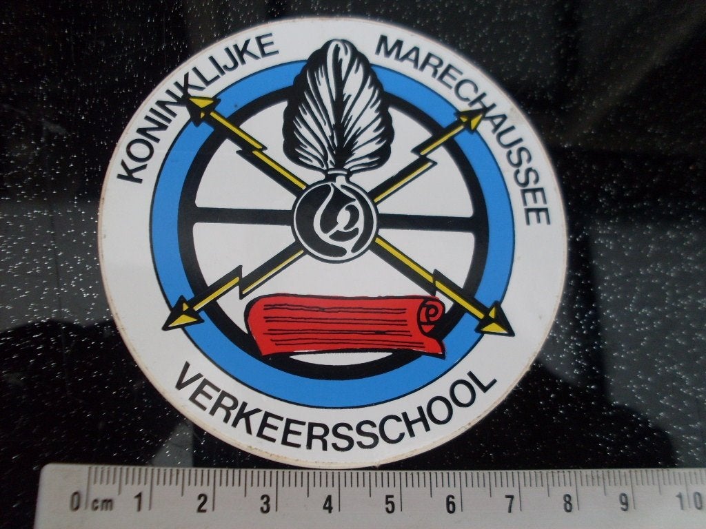 sticker koninklijke marechaussee verkeersschool loog embleem, Verzamelen, Ophalen of Verzenden, Zo goed als nieuw, Bedrijf of Vereniging