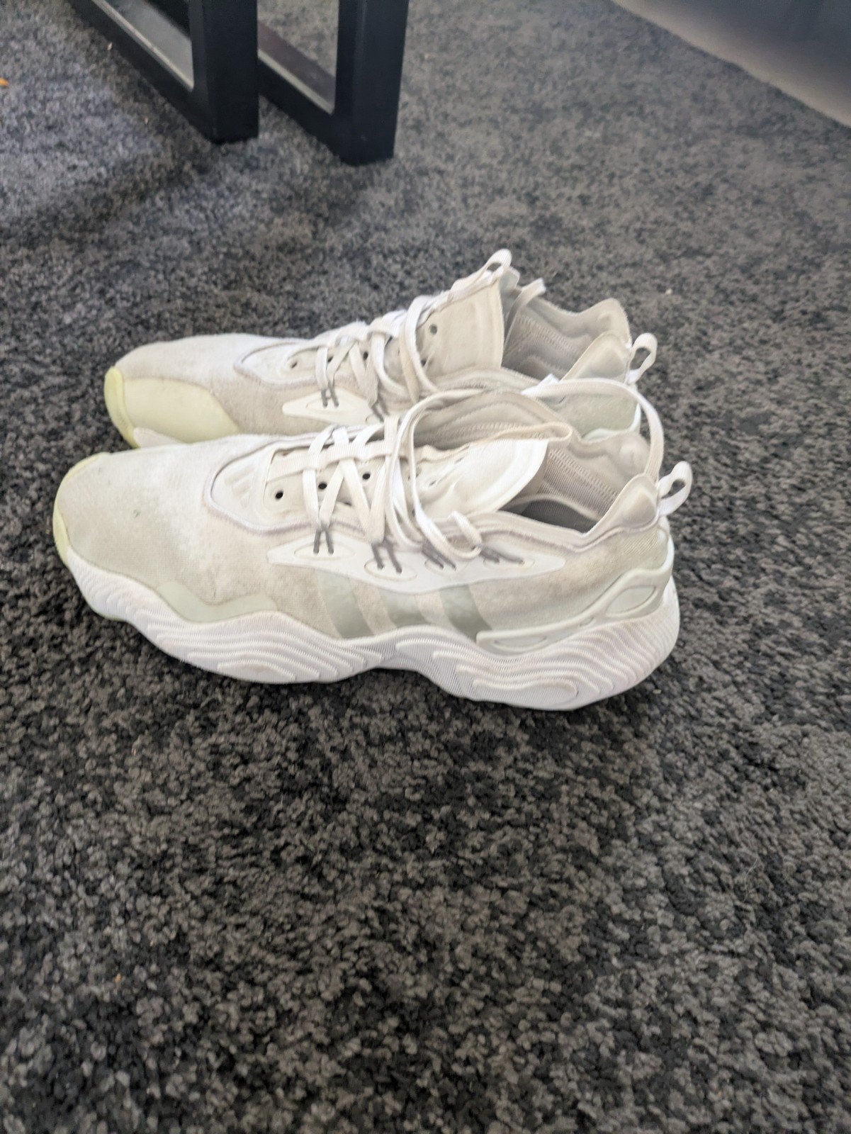 Trae Young Basketbalschoenen - Maat 44,5, Kleding | Heren, Ophalen, Gedragen, Adidas, Sportschoenen