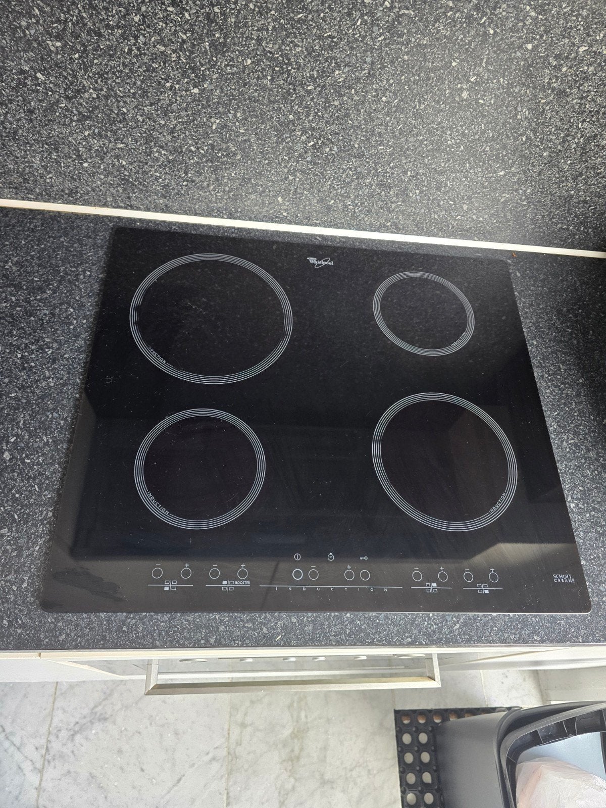 Te koop whirpool Inductie kookplaat met perilex stekker, Ophalen, Gebruikt, 4 kookzones, Energieklasse A of zuiniger