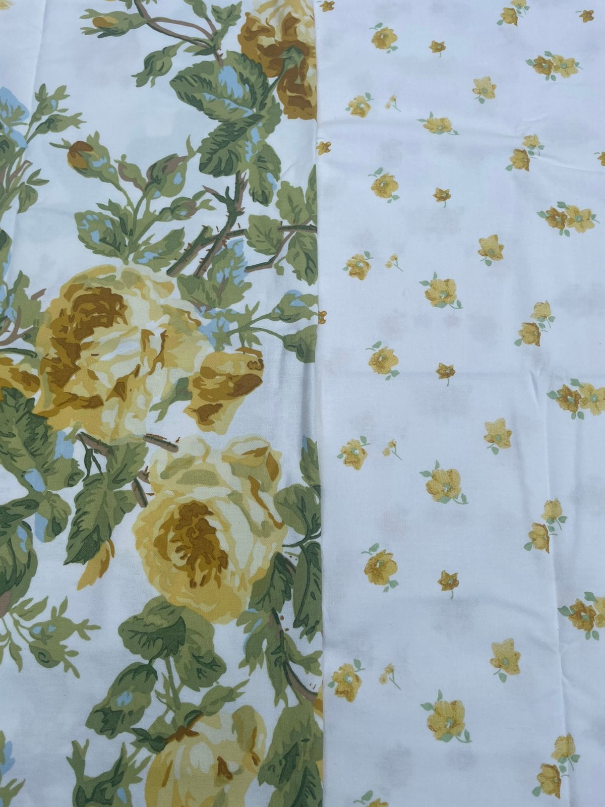 Laura Ashley bloemenprint coupons/lappen 5x - Nieuw, Hobby en Vrije tijd, Stoffen en Lappen, 120 cm of meer, Geel, Nieuw, Ophalen of Verzenden
