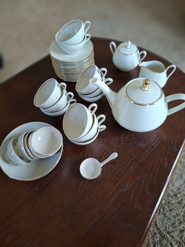 servies, Ophalen, Zo goed als nieuw, Overige materialen, Compleet servies