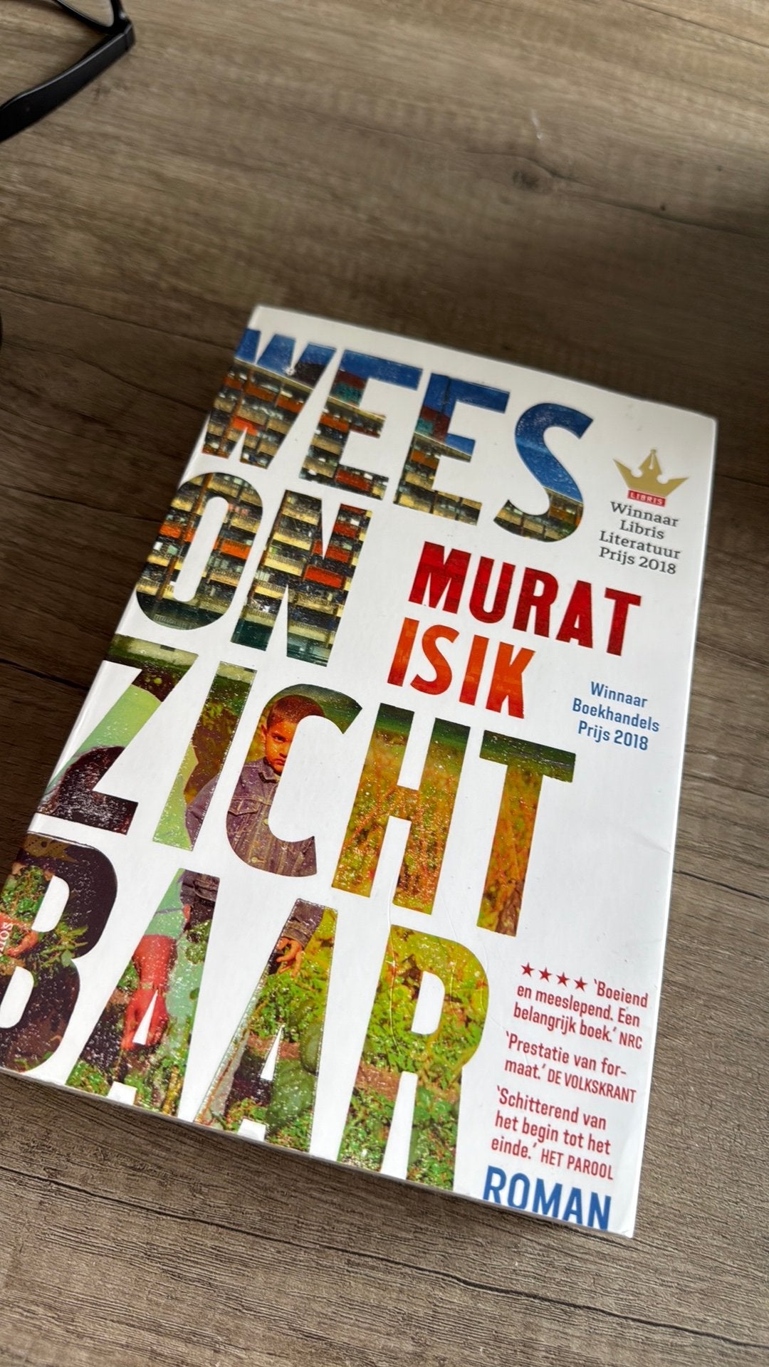 Murat Isik - Wees onzichtbaar, Boeken, Ophalen of Verzenden, Zo goed als nieuw, Murat Isik