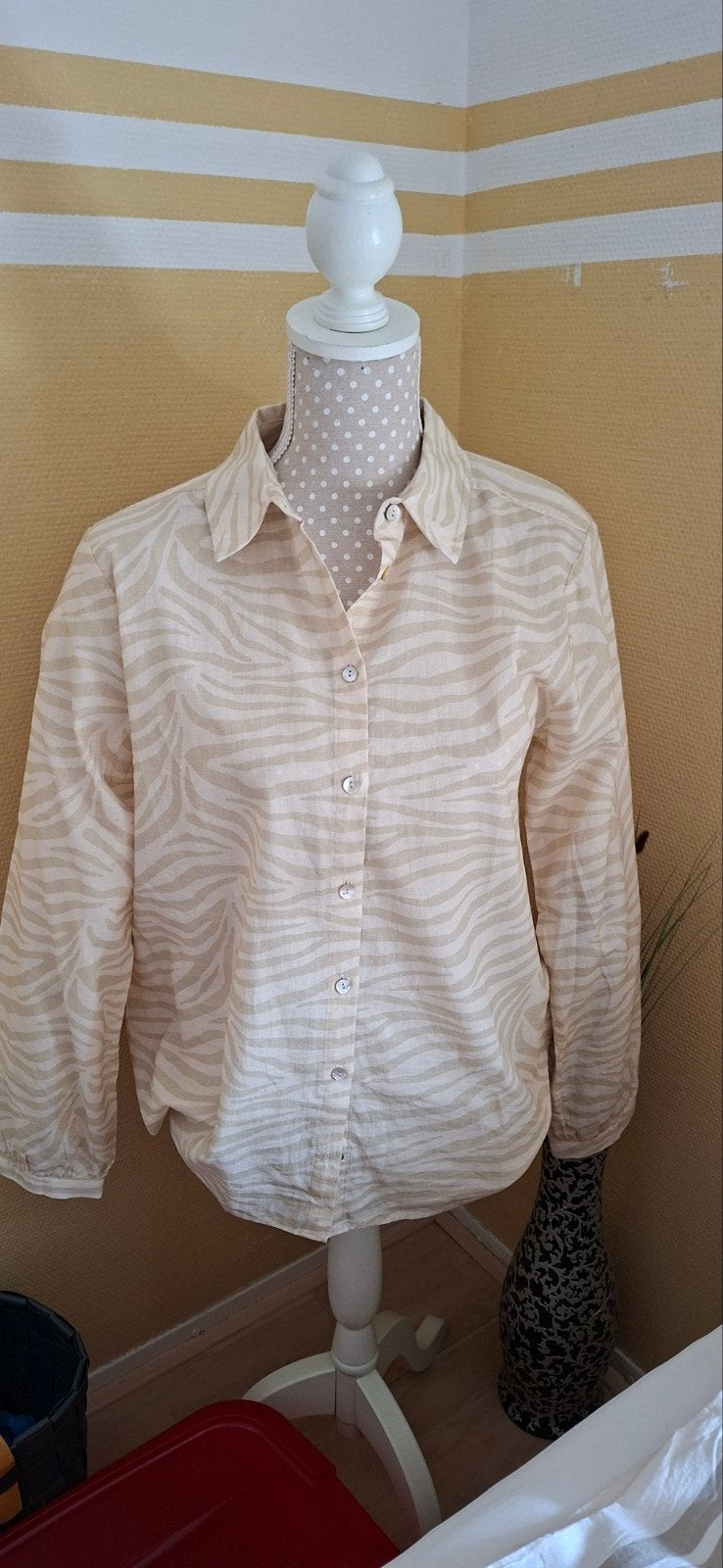 MOOIE BLOUSE MAAT M/ L MERK ANNA VAN TOOR., Kleding | Dames, Ophalen of Verzenden, Zo goed als nieuw