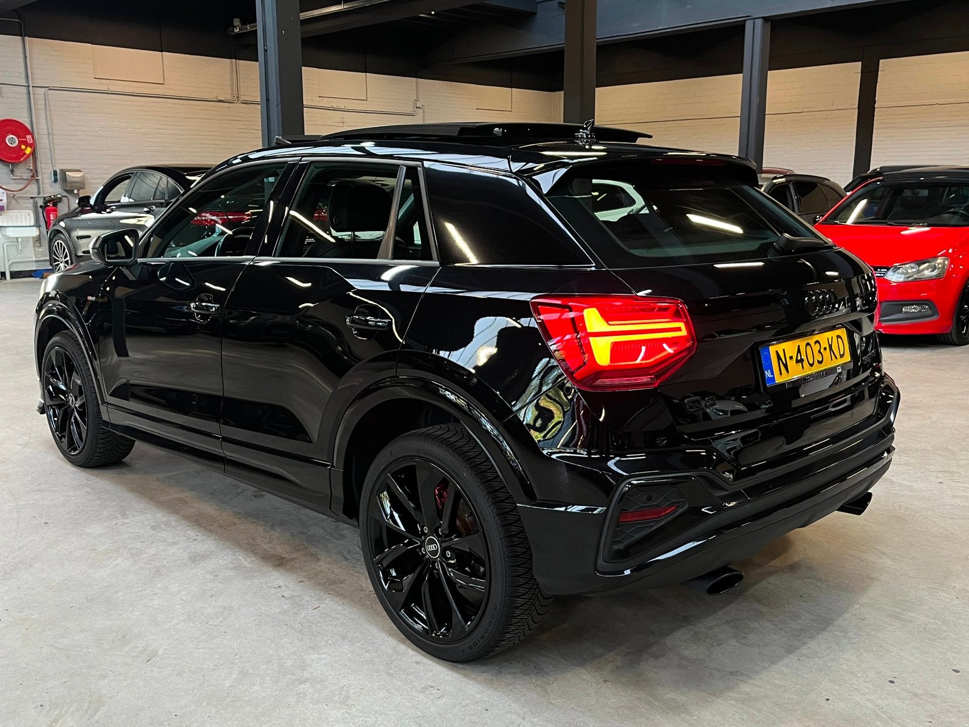 Audi Q2 35 TFSI S Edition Pano/CarplayACC/Camera, Auto's, 4 cilinders, 150 pk, Leder en Stof, Zwart