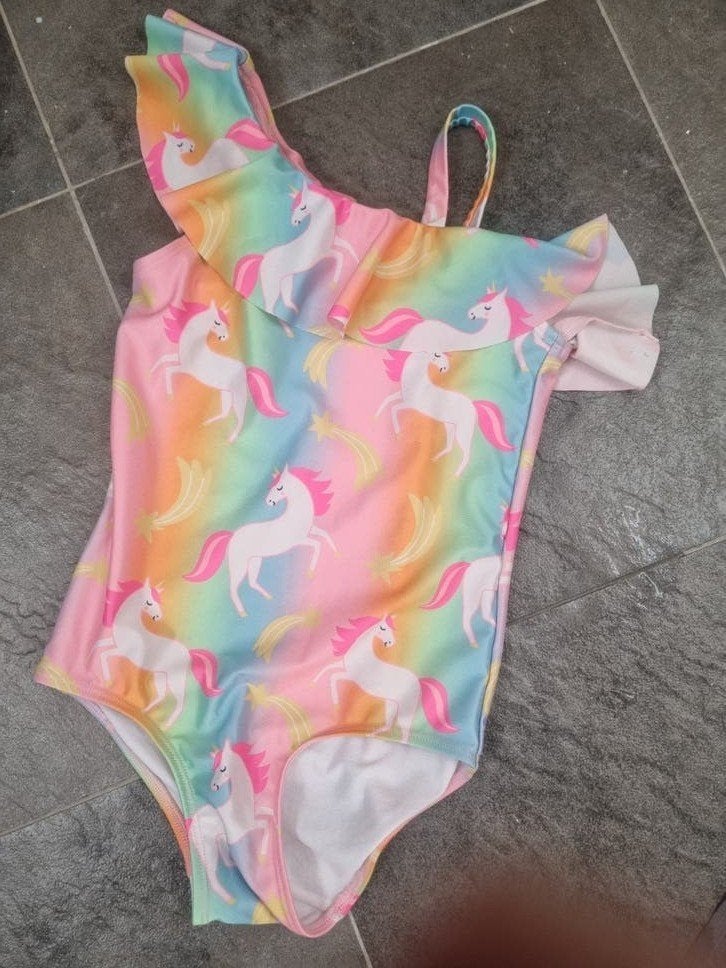 Mooi badpakje unicorn 116/122, Kinderen en Baby's, Ophalen of Verzenden, Zo goed als nieuw, Meisje, Badpak