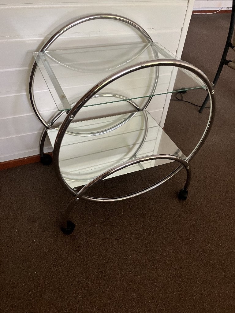 Retro bijzet tafel met wielen, Overige materialen, Gebruikt, Rond, 55 tot 75 cm