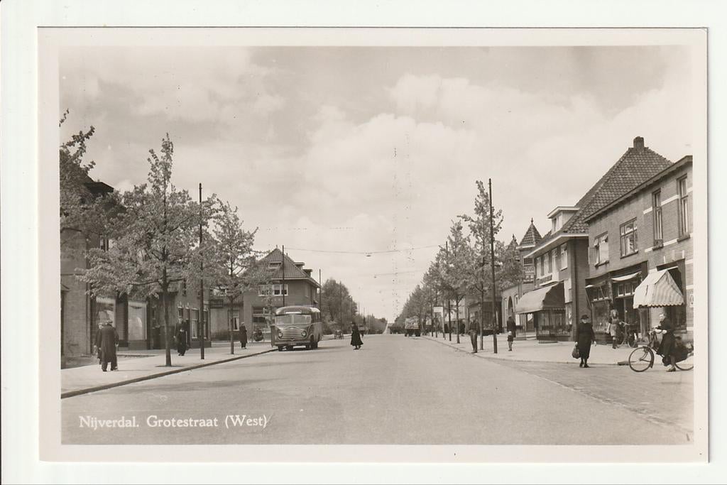 NIJVERDAL GROTESTRAAT WEST WATO AUTOBUS DODGE CARR. HAINJE, Ophalen of Verzenden, 1960 tot 1980, Ongelopen, Overijssel