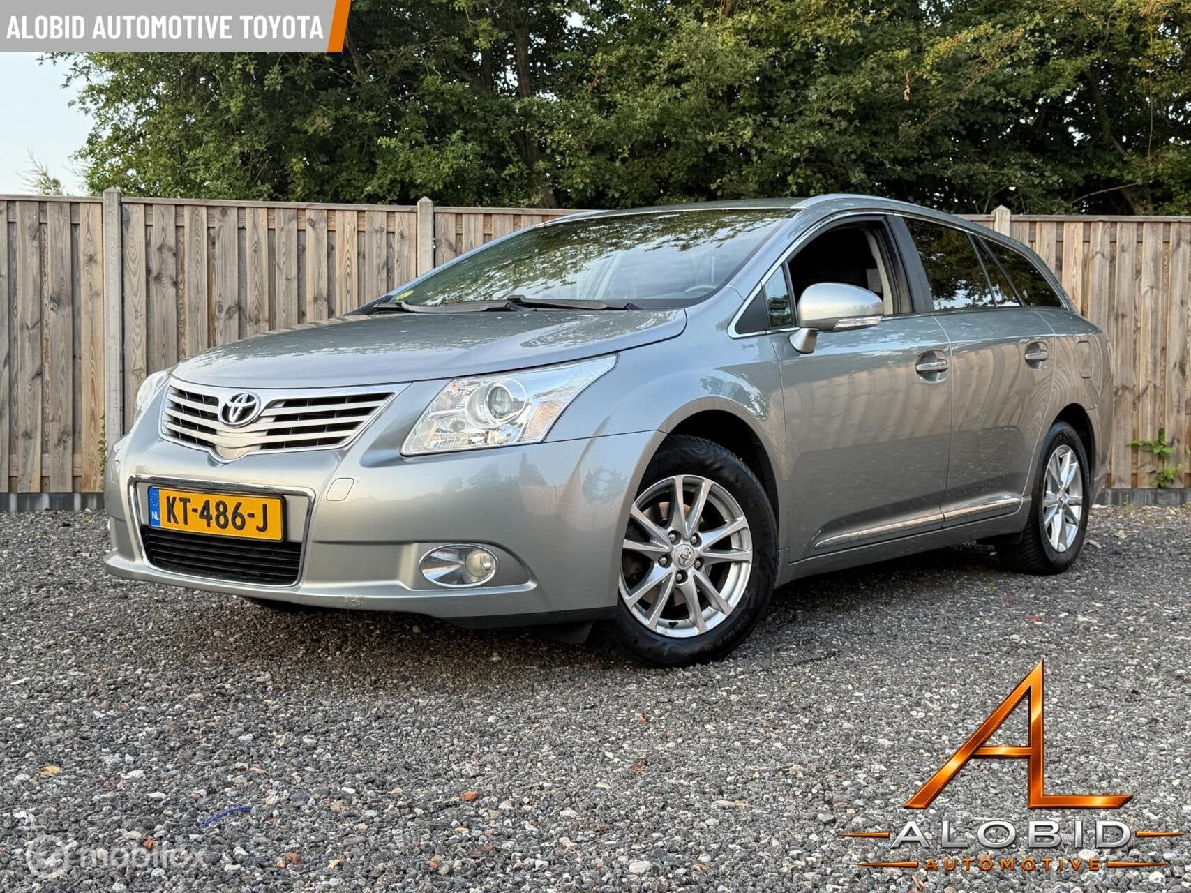 Toyota Avensis 1.8 VVTi Automaat Camera trekhaal cruise navi