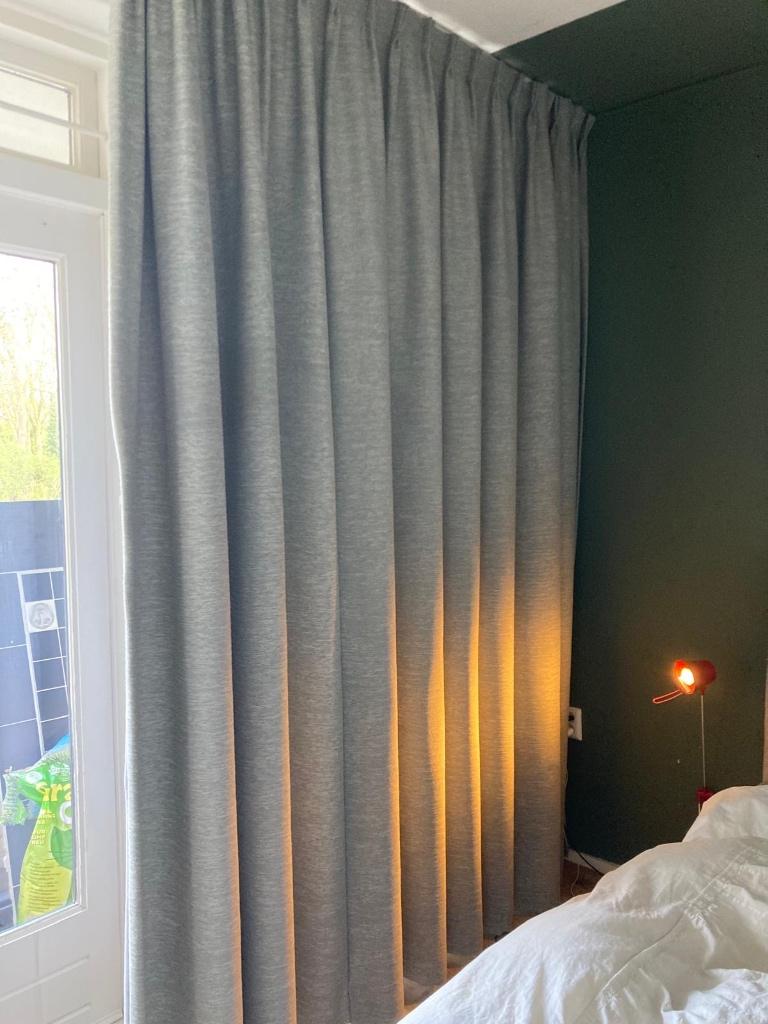 Verduisterende gordijnen, Huis en Inrichting, Ophalen, 200 cm of meer, Zo goed als nieuw, 200 cm of meer