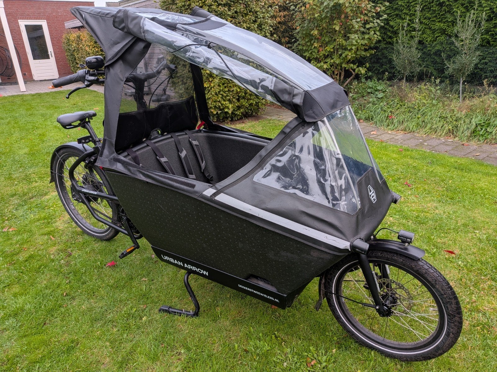 Urban Arrow Family Performance Plus 545Wh met accessoires, 3 kinderen, Zo goed als nieuw, Elektrisch, Schijfrem