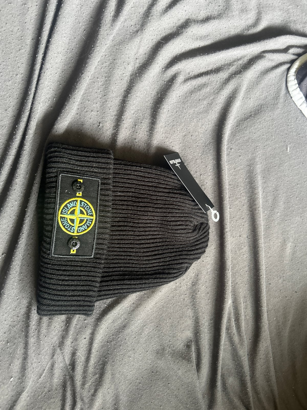 Stone Island Muts Zwart - Nieuw met labels, Kleding | Heren, Hoeden en Petten, Verzenden, Nieuw, One size fits all, Pet