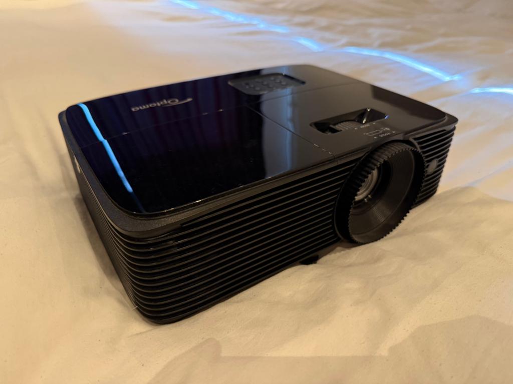Optoma HD144x DLP Beamer (minder dan 50 lichturen) ZGAN, Audio, Tv en Foto, Beamers, Ophalen of Verzenden, Zo goed als nieuw, LED