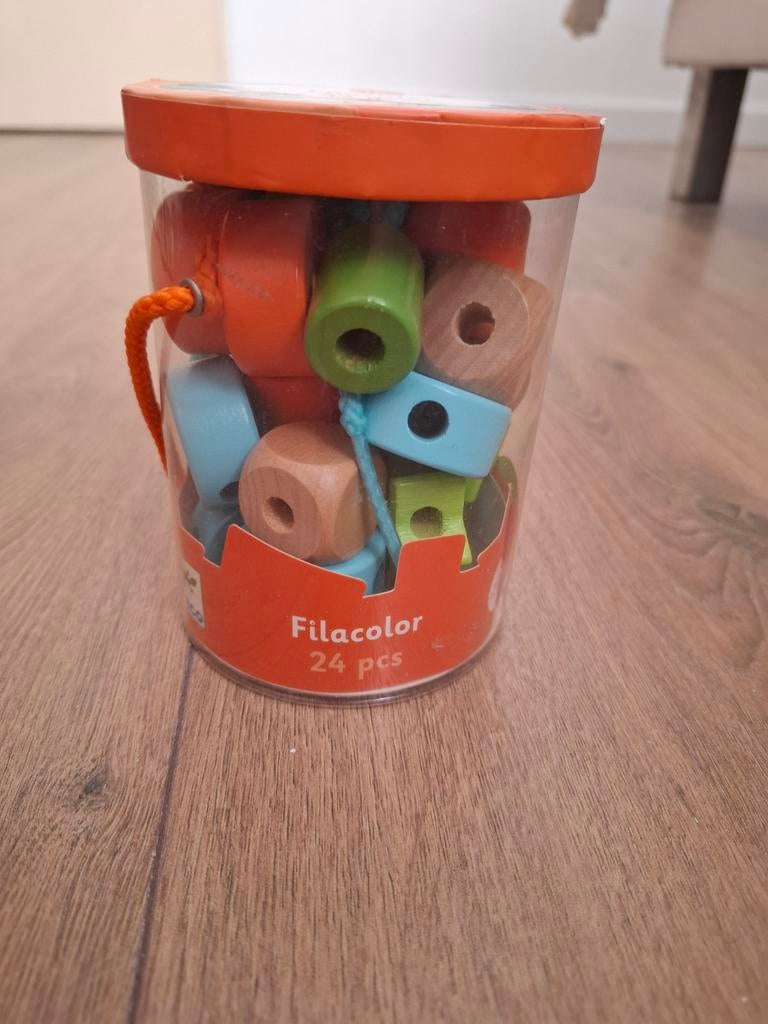 Djeco rijgkralen, Ophalen, Zo goed als nieuw, Speelset