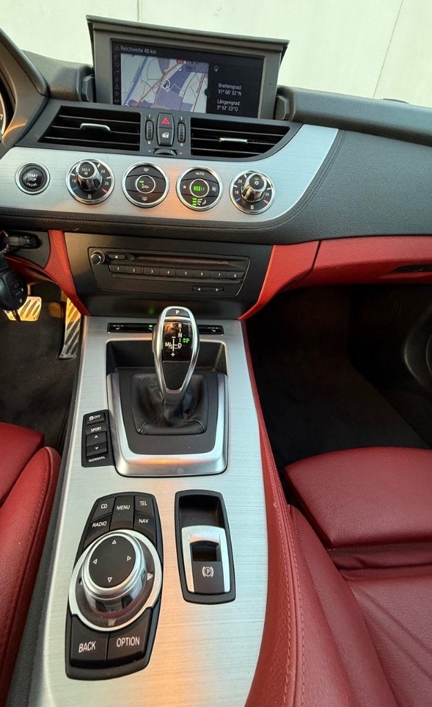 Foto 16 van BMW Z4 sDrive35i 3.0 306PK getaxeerd €27.000! BMW onderhoud