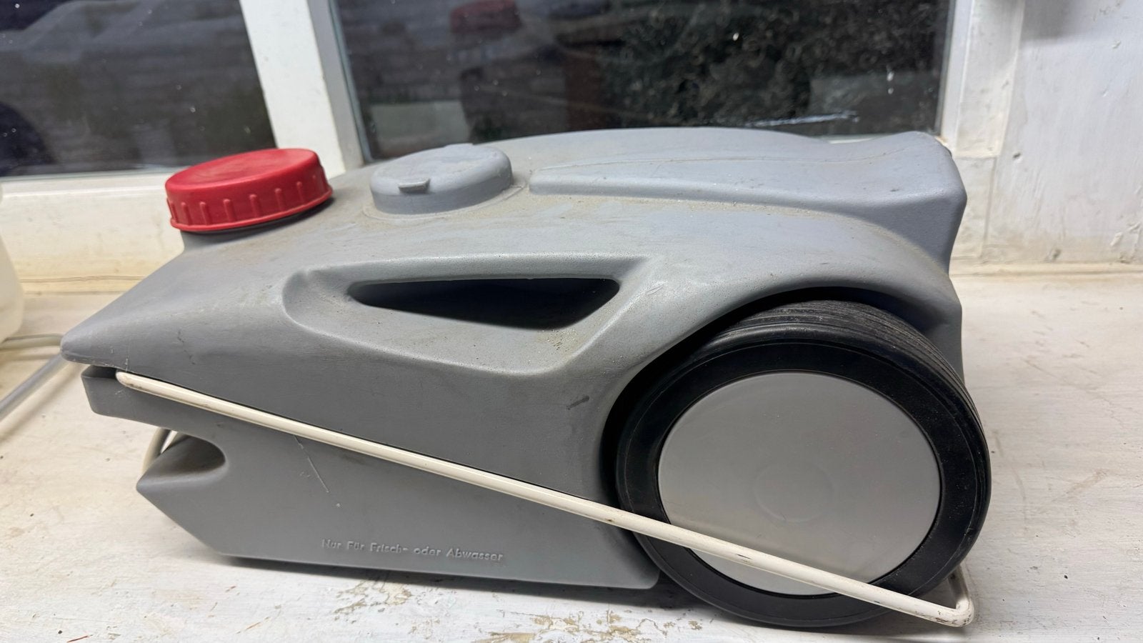 Vuilwatertank met wielen - Ideaal voor camper/caravan, Caravans en Kamperen, Ophalen, Gebruikt