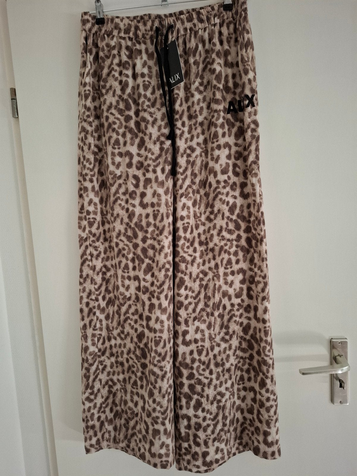 ALIX The Label Leopard Print Broek Maat L Nieuw, Alix the label, Meerkleurig, Maat 42/44 (L), Nieuw