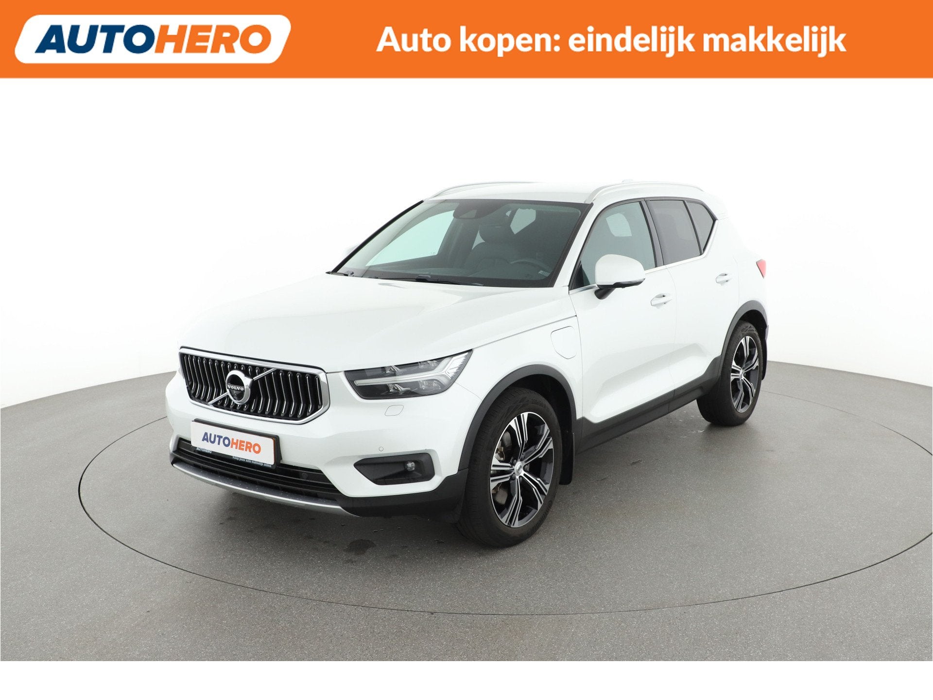 Volvo XC40 1.5 T5 Twin Engine Inscription |SA96173|, Auto's, 1712 kg, Met garantie (alle), Wit, Hybride Elektrisch/Benzine