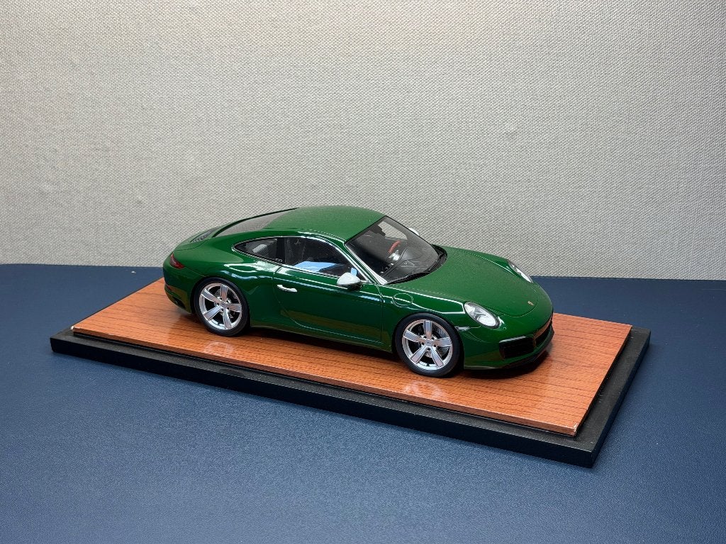 Spark Porsche 911 991 nr 1000000 1:18 groen schaalmodel, Ophalen of Verzenden, Nieuw, Auto, Overige merken