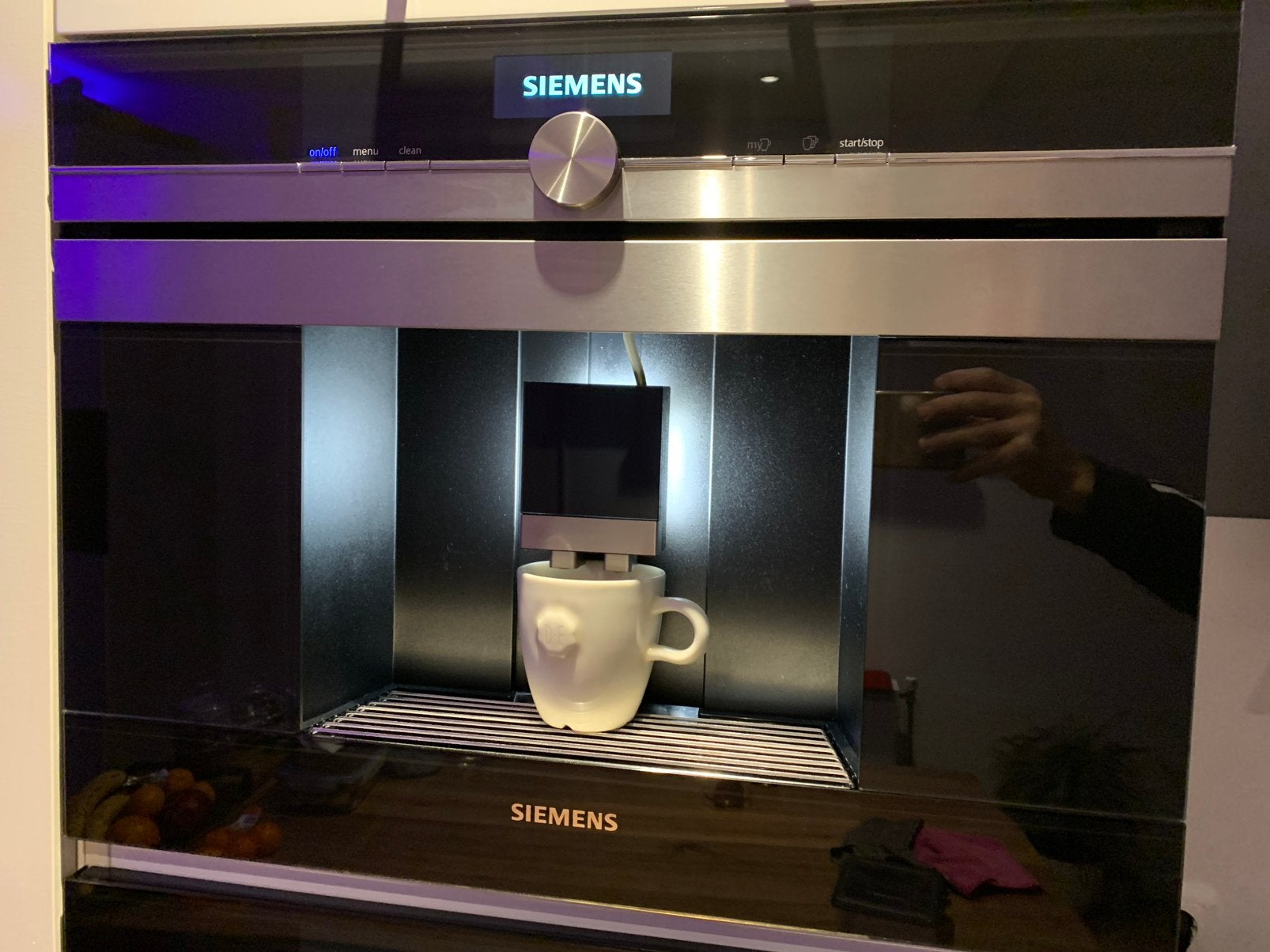ZGAN!!! Luxe SIEMENS inbouw Koffiemachine(CT636LES6 )WIFI, Witgoed en Apparatuur, Koffiezetapparaten, Afneembaar waterreservoir