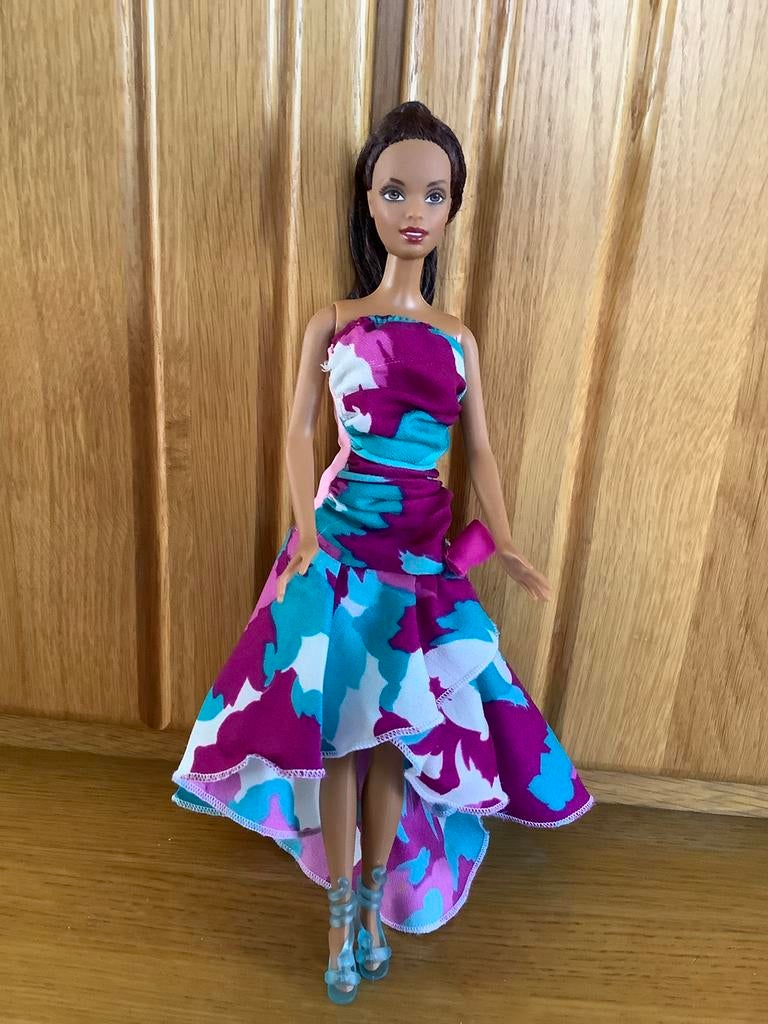 Barbie met langste zwarte vlecht,indiaase?, Ophalen of Verzenden, Gebruikt, Barbie