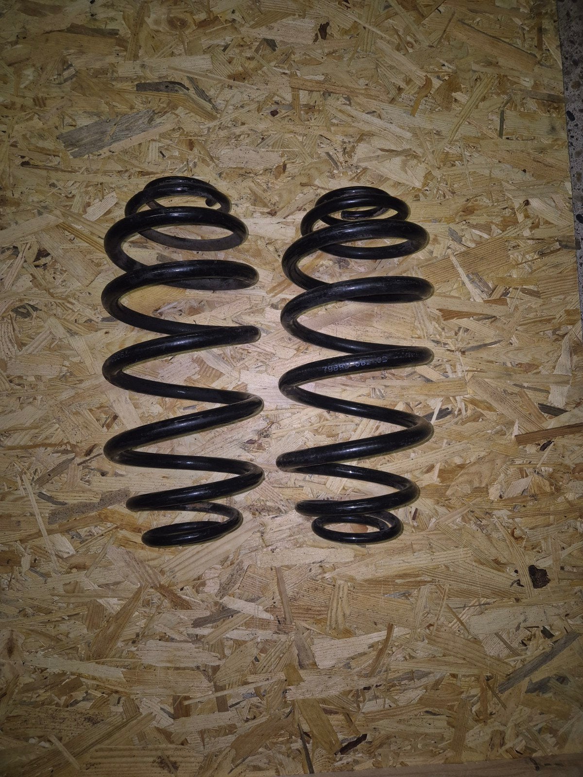 MERCEDES VITO/VIANO W639 achter veer spiraalveer 2003-2009, Auto-onderdelen, Ophalen, Mercedes-Benz