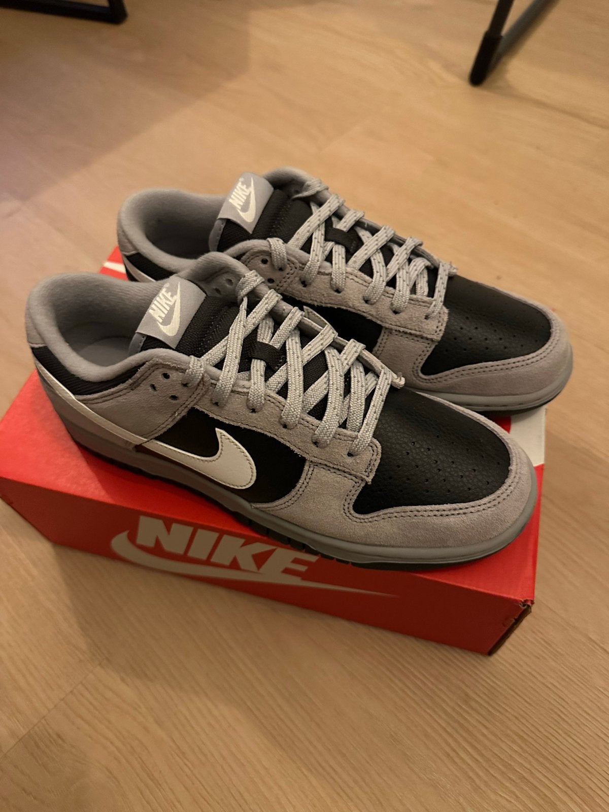 Nike Dunk Low Retro nieuw maat 42, Verzenden, Zwart, Nieuw, Sneakers of Gympen
