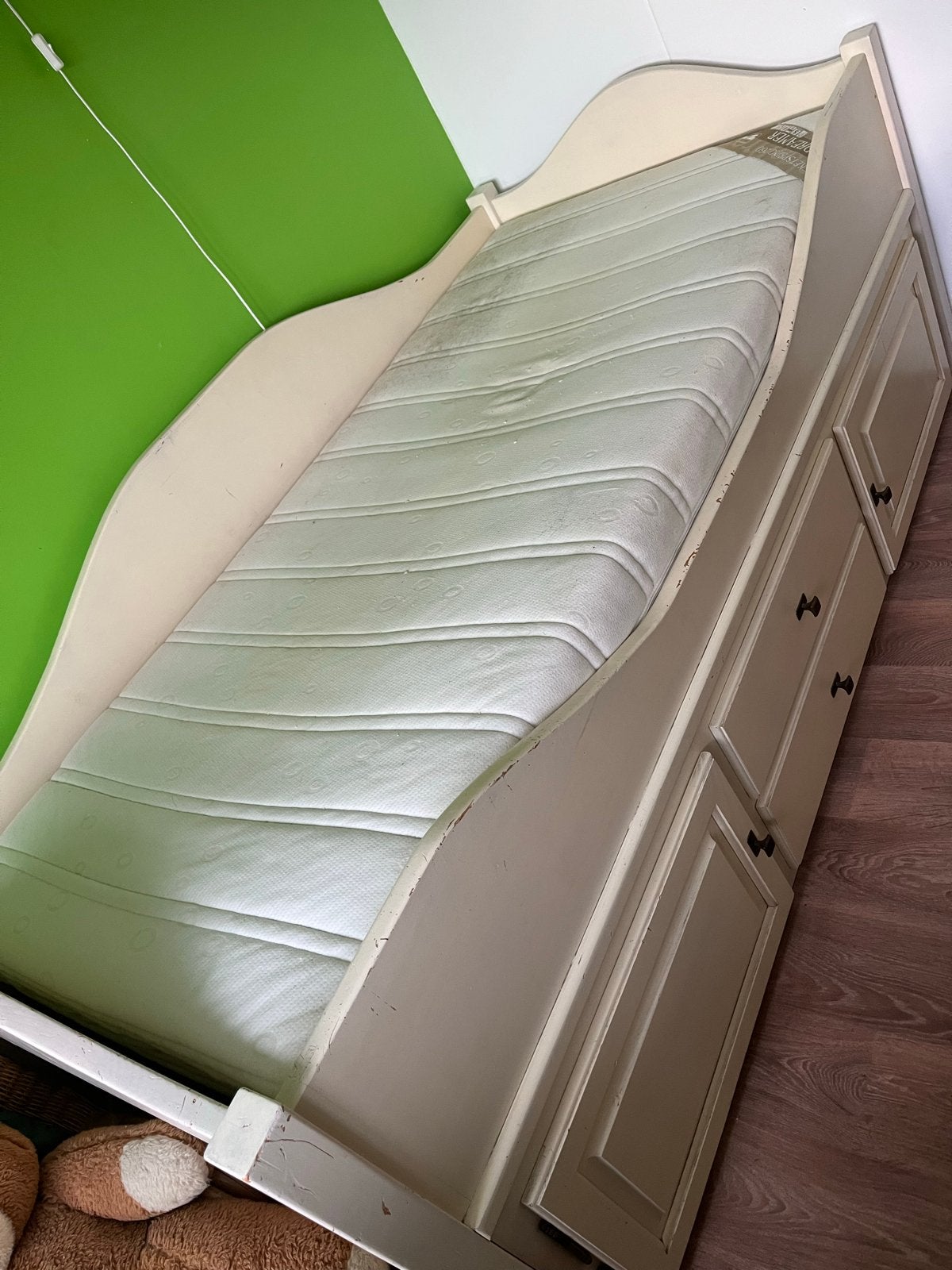 Complete slaapkamer set: bed, kledingkast, nachtkastje, bure, Ophalen, Gebruikt, Eenpersoons, Wit