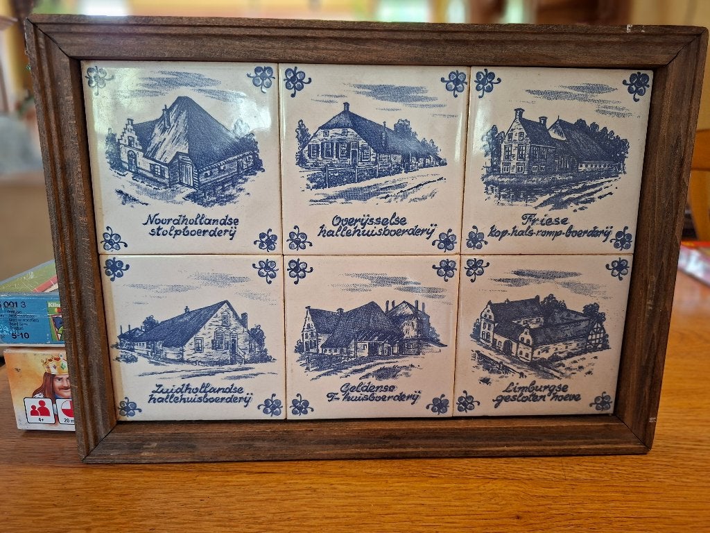 tegeltableau met Ned. boerderijen uit versch. provincies, Ophalen of Verzenden
