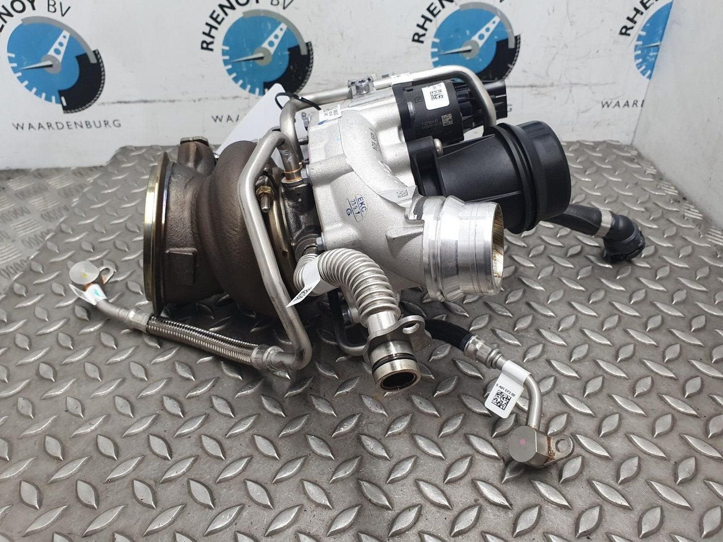 BMW 5 SERIES TURBO 11655A32F55, 11658489624 2024, Ophalen of Verzenden, Gebruikt, ARN erkend