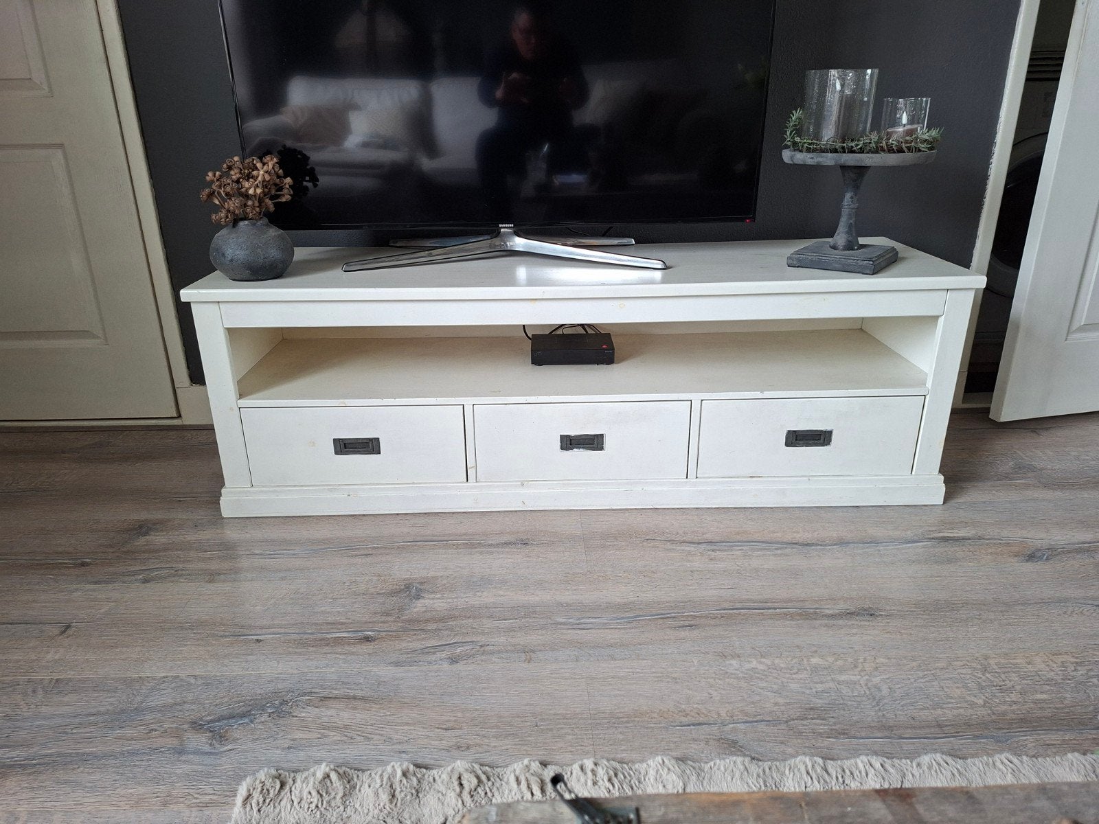 Wit TV meubel met 3 lades - 152x45x49 cm, Huis en Inrichting, Kasten | Televisiemeubels, Ophalen, Gebruikt, 150 tot 200 cm, Minder dan 100 cm